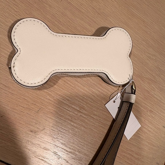 Coach Bone Coin Case Leather Wristlet - Picture 2 of 4